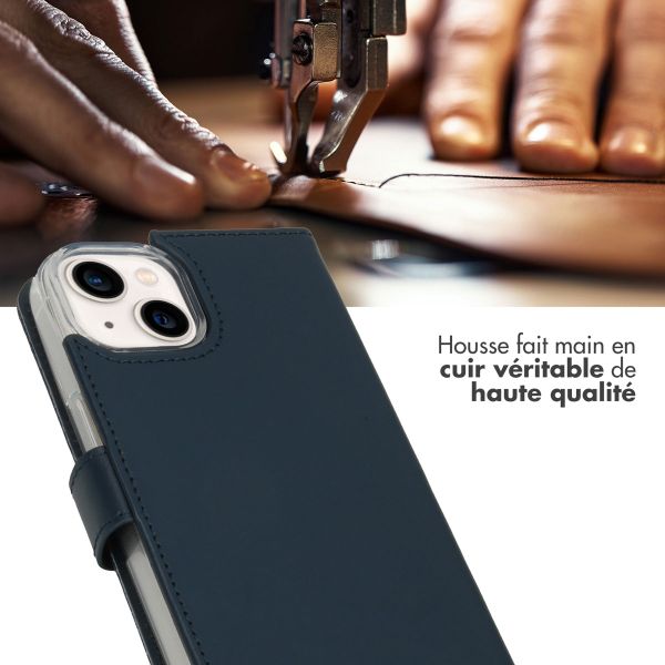 Selencia Étui portefeuille en cuir véritable Apple iPhone 14 - Bleu