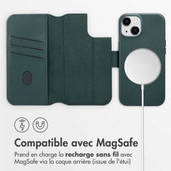 Accezz Étui de télephone portefeuille en cuir 2-en-1 avec MagSafe Apple iPhone 14 - Cedar Green