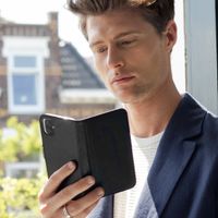 Selencia Étui portefeuille en cuir véritable Huawei P20 - Noir