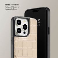 Selencia Coque Croco avec cordon et porte-cartes Nova iPhone 15 Pro - Beige