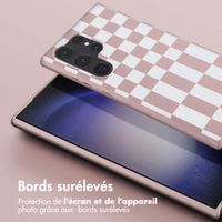 Selencia Coque design en silicone avec cordon amovible Samsung Galaxy S23 Ultra - Irregular Check Sand Pink