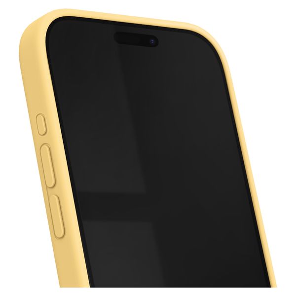 iDeal of Sweden Coque en silicone avec MagSafe Apple iPhone 15 Pro Max - Soft Lemon