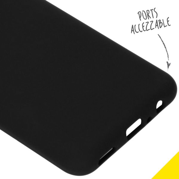 Accezz Coque Liquid Silicone Huawei P Smart (2020) - Noir