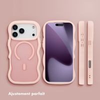 Selencia Coque arrière Wavy avec MagSafe Apple iPhone 17 Pro Max - Soft Pink