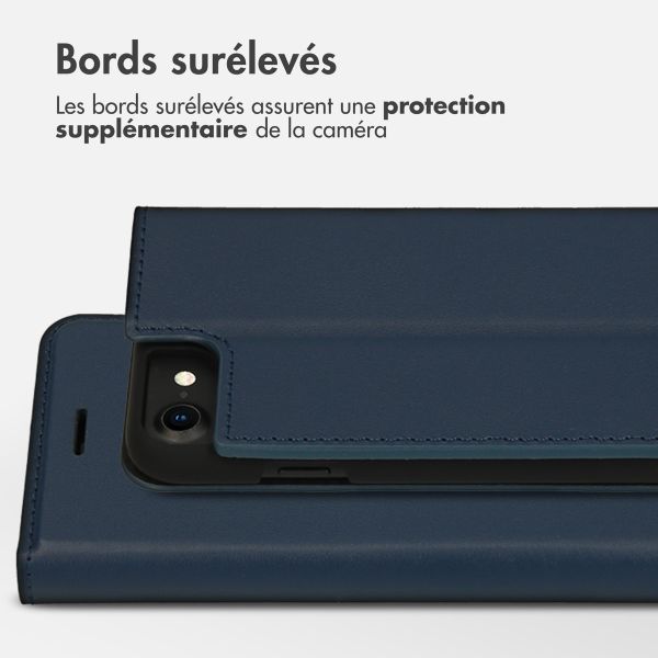 Accezz Étui de téléphone Slim Folio en cuir de qualité supérieure Apple iPhone SE (2022 / 2020) / 8 / 7 / 6(s) - Bleu foncé