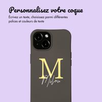 Coque de couleur personnalisée MagSafe avec cordon amovible  et lettre iPhone 15 - Black Coffee