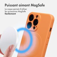 imoshion Coque Couleur avec MagSafe Apple iPhone 13 Pro - Neon Orange