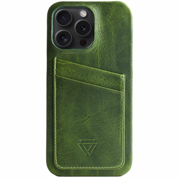 Wachikopa Coque Full Wrap C.C. avec 2 porte-cartes iPhone 15 Pro - Forest Green