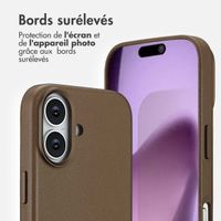 Accezz Coque arrière en cuir avec MagSafe Apple iPhone 17 - Marron café