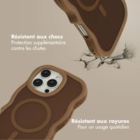 Selencia Coque arrière Wavy avec MagSafe Apple iPhone 16 Pro Max - Mocha Brown