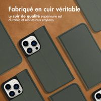 Accezz Étui de télephone Slim Folio en cuir de qualité supérieure Apple iPhone 14 Pro - Vert