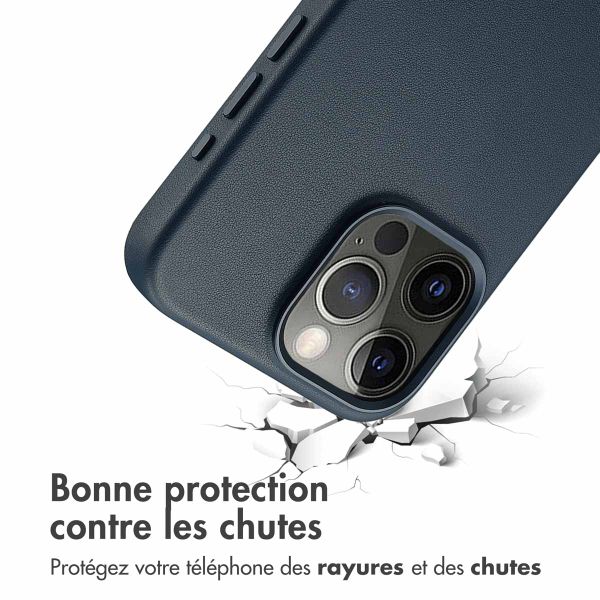 Accezz Coque arrière en cuir avec MagSafe Apple iPhone 15 Pro Max - Nightfall Blue