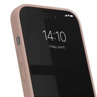 iDeal of Sweden Coque Silicone iPhone 14 Pro - Blush Pink