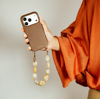 Selencia Coque arrière Rivièra avec MagSafe avec crochets amovibles iPhone 12 / 12 Pro - Choco Brown