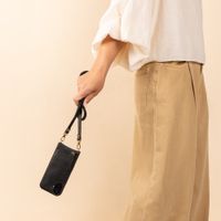 Selencia Cordon de téléphone crossbody Selencia en véritable cuir - Noir