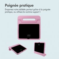 imoshion Coque arrière Kidsproof Design avec poignée Apple iPad 11 (2025) 11 pouces A16 / iPad 10 (2022) 10.9 pouces - Cœurs