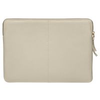 dbramante1928 ﻿Paris+ Sleeve - Pochette ordinateur 13 pouces - Cuir véritable - MacBook Pro / Air 13 pouces - Sand Dune