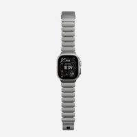 Nomad Bracelet Stratos Apple Watch | 44/45/46/49 mm - Forest Green / Natural Titanium