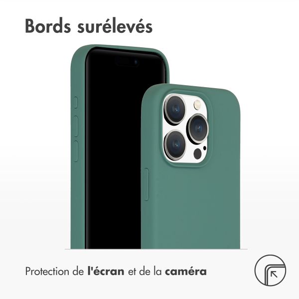 Accezz Coque Liquid Silicone avec MagSafe iPhone 15 Pro - Vert foncé