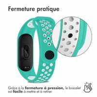 imoshion Bracelet sportif en silicone Xiaomi Mi Band 7 - Menthe verte / Blanc