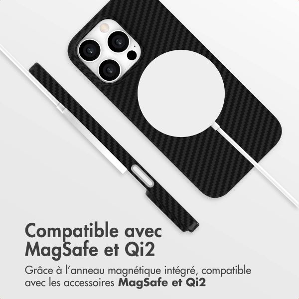 Accezz Coque Kevlar MagSafe Apple iPhone 16 Pro - Noir