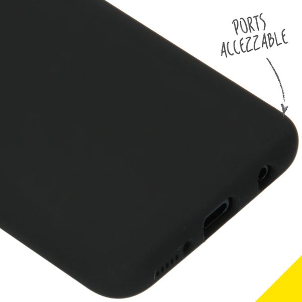 Accezz Coque Liquid Silicone Samsung Galaxy A40 - Noir