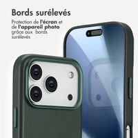 Accezz Coque arrière en cuir avec MagSafe Apple iPhone 17 Pro - Cedar Green