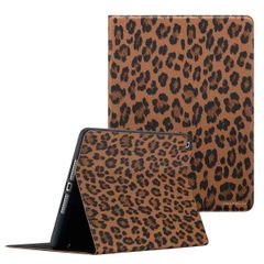Selencia Coque tablette Sabi avec imprimé léopard Apple iPad 9 (2021) 10.2 pouces / iPad 8 (2020) 10.2 pouces / iPad 7 (2019) 10.2 pouces - Mocha Brown