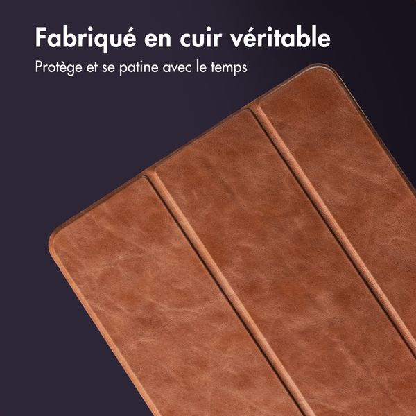 Accezz Coque tablette trifold en cuir Apple iPad Pro 11 (2025) M5 / (2024) M4 - Cognac