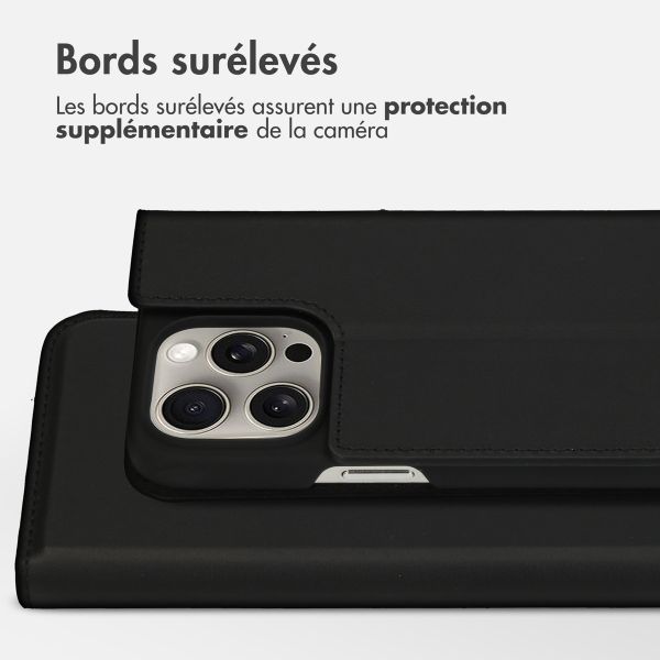 Accezz Étui de téléphone Slim Folio en cuir de qualité supérieure iPhone 15 Pro Max - Noir