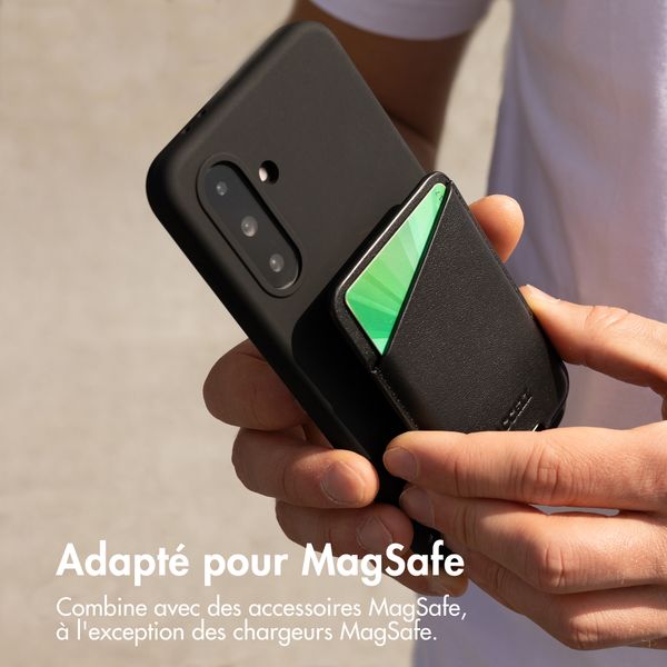 Accezz Coque arrière MagSafe silicone liquide Samsung Galaxy A36 / A56 - Noir