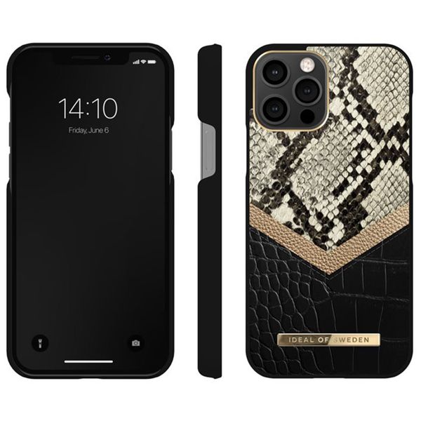 iDeal of Sweden Coque Atelier iPhone 12 (Pro) - Midnight Python