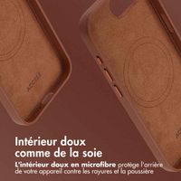 Accezz Coque arrière en cuir avec MagSafe Apple iPhone 16e - Sienna Brown