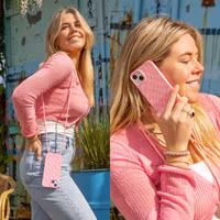 imoshion Coque design en silicone avec cordon Samsung Galaxy S22 Ultra - Retro Pink