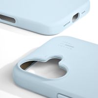 iDeal of Sweden Coque en silicone avec MagSafe Apple iPhone 16 - Light Blue
