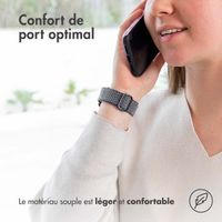 imoshion Bracelet en nylon élastique Apple Watch Series 1 t/m 11 / SE / Ultra (44/45/46/49 mm) - Gris foncé