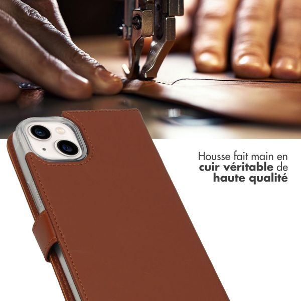 Selencia Étui portefeuille en cuir véritable Apple iPhone 14 Plus - Marron clair