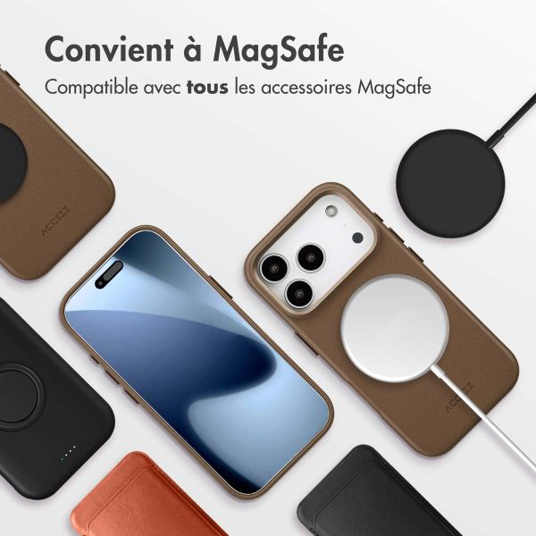 Accezz Coque arrière en cuir avec MagSafe Apple iPhone 17 Pro - Marron café