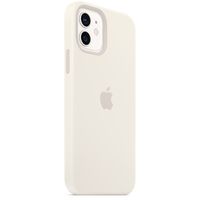Apple Coque en silicone MagSafe Apple iPhone 12 (Pro) - White