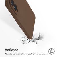 Accezz Coque Liquid Silicone avec MagSafe Samsung Galaxy S25 Edge - New Tea Brown