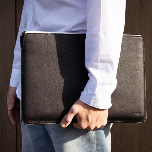 Accezz Leather Pochette ordinateur MacBook 16 pouces - Noir