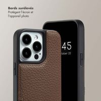Selencia Coque de télephone Nova avec cordon et porte-cartes Apple iPhone 13 Pro - Mocha Brown