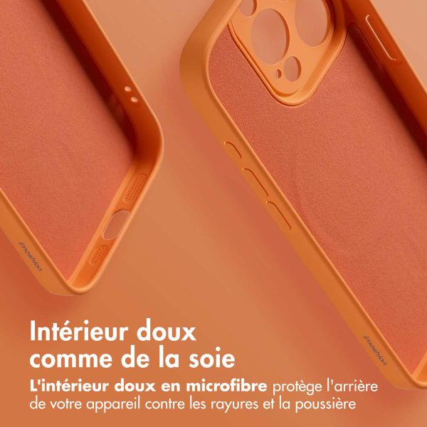 imoshion Coque Couleur avec MagSafe Apple iPhone 15 Pro - Neon Orange