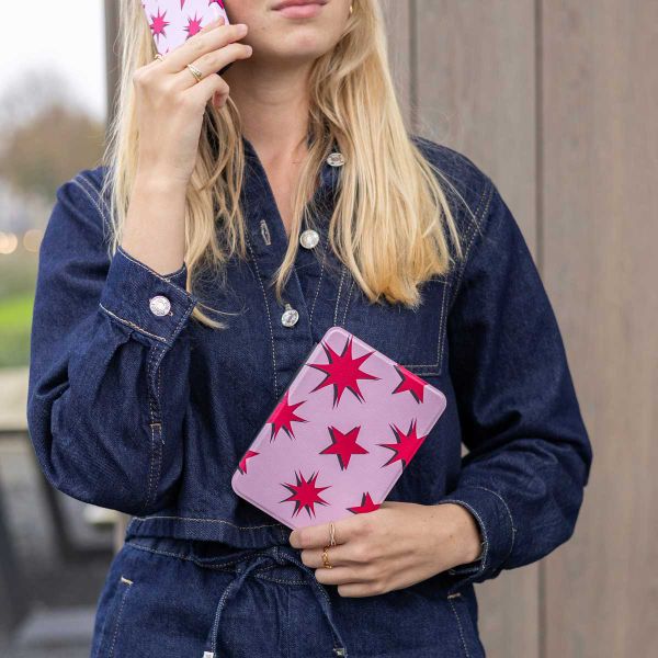 Selencia Étui de liseuse portefeuille Vivid Kobo Clara Colour / Clara BW - Stars Rubine Red Light Pink