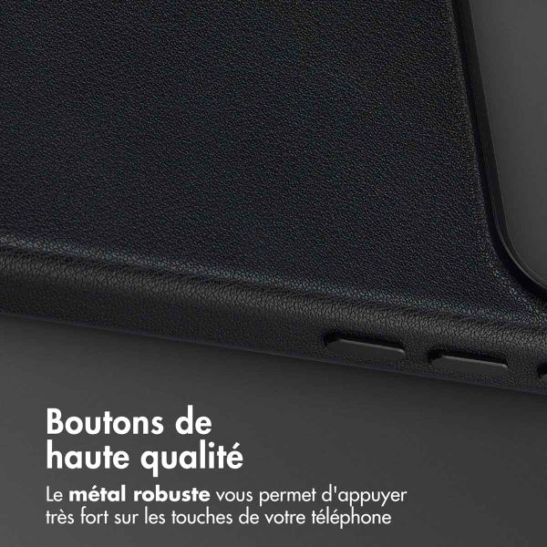Accezz Coque arrière en cuir avec MagSafe Apple iPhone 17 Pro - Onyx Black