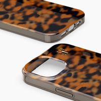 iDeal of Sweden Coque Clear iPhone 15 - Tortoise