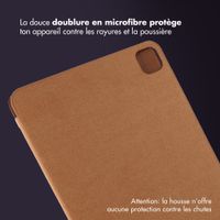 Accezz Coque tablette trifold en cuir Apple iPad Pro 11 (2025) M5 / (2024) M4 - Cognac