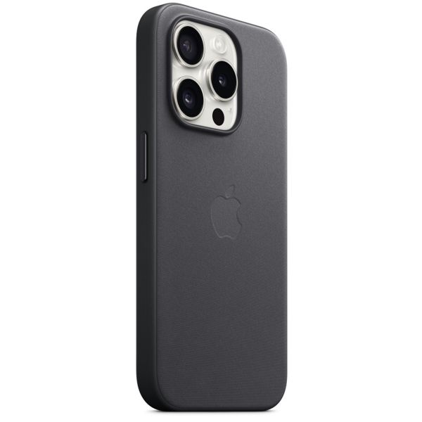 Apple ﻿Coque FineWoven MagSafe Apple iPhone 15 Pro - Noir