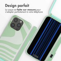 imoshion Coque design en silicone avec cordon Apple iPhone 15 Pro - Retro Green