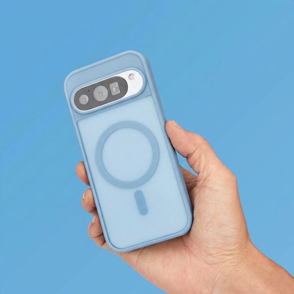 imoshion Coque Color Guard avec MagSafe Google Pixel 9 / 9 Pro / 10 / 10 Pro - Bleu clair